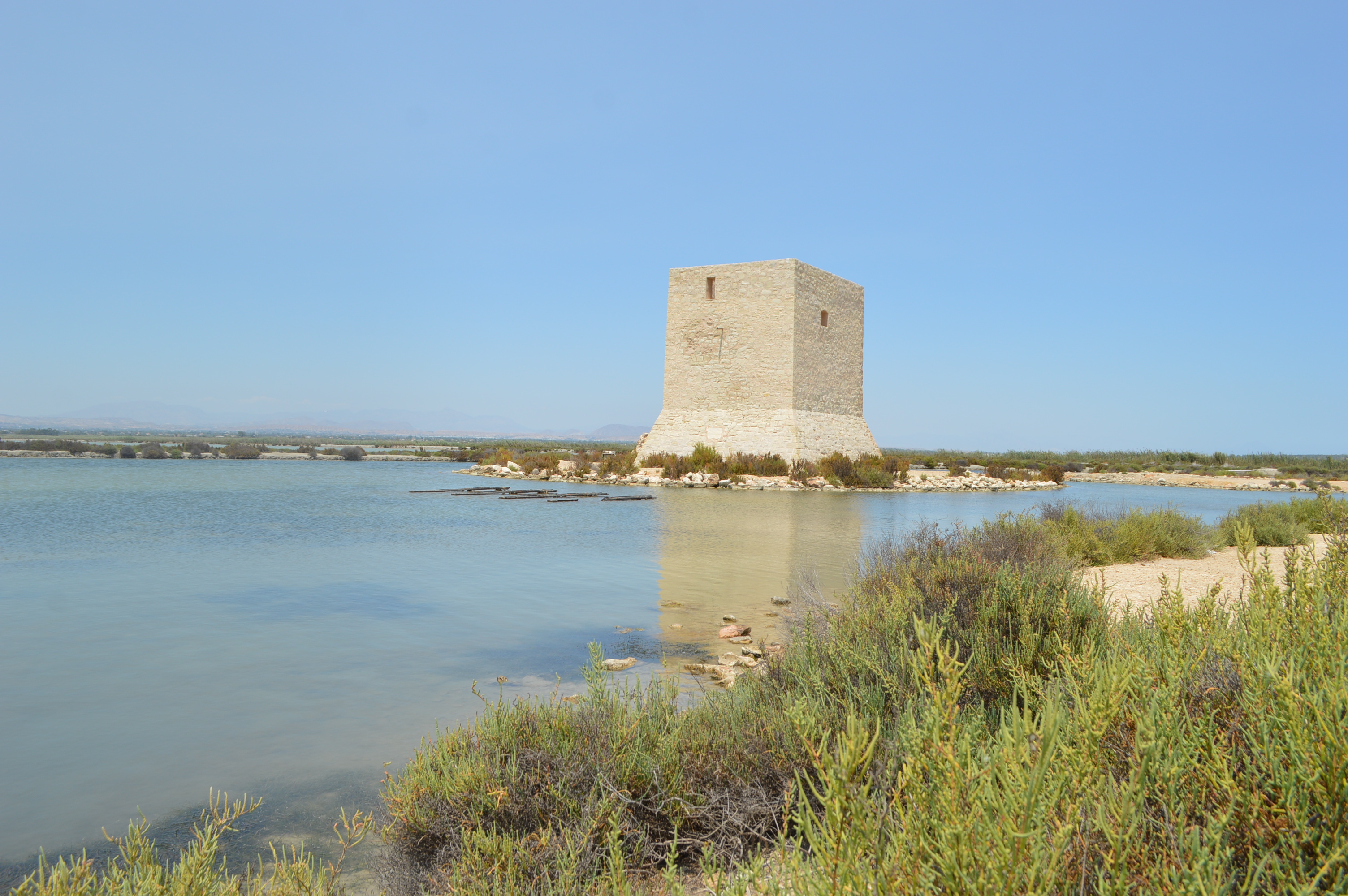 santa pola étangs d'eau salée